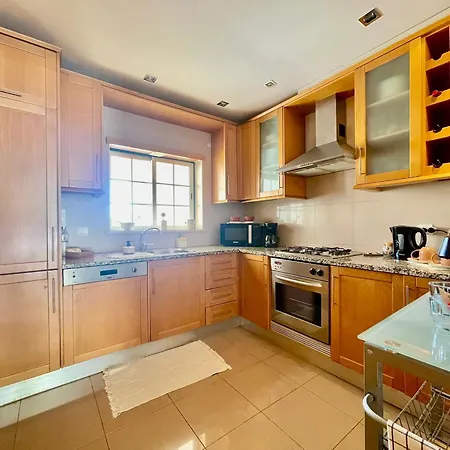 Casa Falesia - 150 Meters From Falesia Дом отдыха